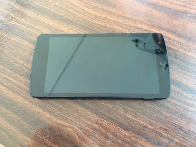 Лот: 8226627. Фото: 1. LG NEXUS 5. Смартфоны