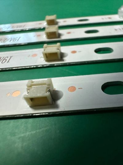 Лот: 25576387. Фото: 1. Новая подсветка,0036,NPB12D770103BL041... Запчасти для телевизоров, видеотехники, аудиотехники