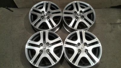 Лот: 4097979. Фото: 1. Оригинальное литье Honda R15 4х100. Диски