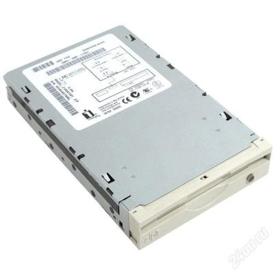 Лот: 2055468. Фото: 1. Zip Drive Internal Z100 ATAPI... Приводы CD, DVD, BR, FDD