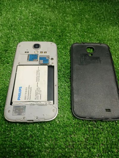 Лот: 19686483. Фото: 1. Смартфон Samsung S4 не включается... Смартфоны