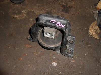 Лот: 20896046. Фото: 1. Подушка двигателя Nissan Bluebird... Двигатель и элементы двигателя