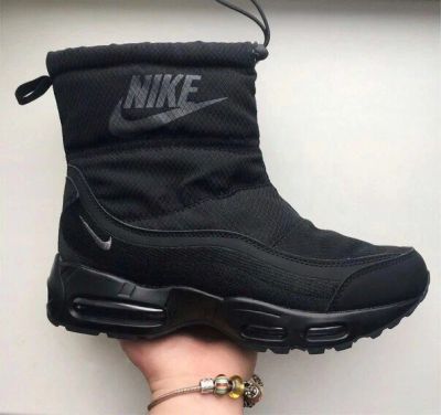 Лот: 10706409. Фото: 1. Сапоги женские Nike зима. Сапоги