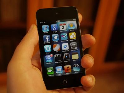 Лот: 7117346. Фото: 1. Продам iPod touch 4. 32гб. Все... Плееры