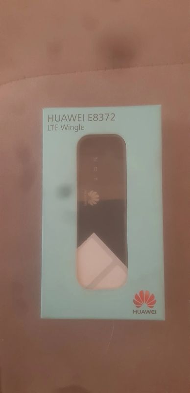 Лот: 22376192. Фото: 1. USB роутер LTE huawei e8372. Маршрутизаторы (роутеры)
