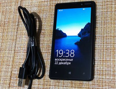 Лот: 15223987. Фото: 1. Смартфон телефон Nokia Lumia 820... Смартфоны