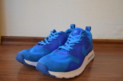 Лот: 6860476. Фото: 1. Кроссовки Nike Air Max Tavas. Кеды, кроссовки, слипоны