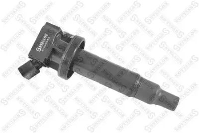 Лот: 25854410. Фото: 1. Катушка зажигания Toyota Avensis... Двигатель и элементы двигателя