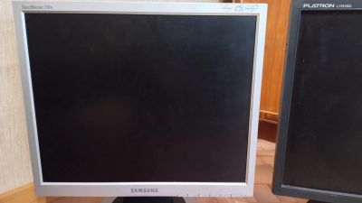 Лот: 23694850. Фото: 1. Монитор LG Samsung. ЖК-мониторы