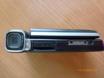 Лот: 7054945. Фото: 1. Сотовый телефон Nokia N93 в хорош... Кнопочные мобильные телефоны