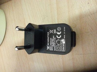 Лот: 3626598. Фото: 1. Зарядное устройство USB. Зарядные устройства, блоки питания, адаптеры сетевые для смартфонов