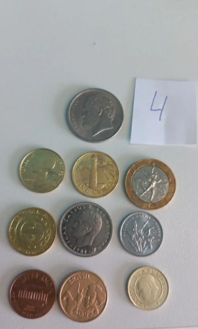 Лот: 21544234. Фото: 1. Набор монет 4. Наборы монет