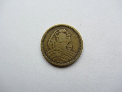 Лот: 8751388. Фото: 1. Египет 10 миллим 1957. Африка