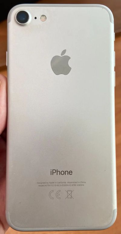 Лот: 17775133. Фото: 1. iPhone7 32Gb Silver Оригинальный... Смартфоны