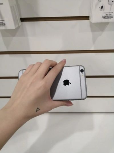 Лот: 15153350. Фото: 1. Оригинальный Iphone 6s Plus 64gb. Смартфоны