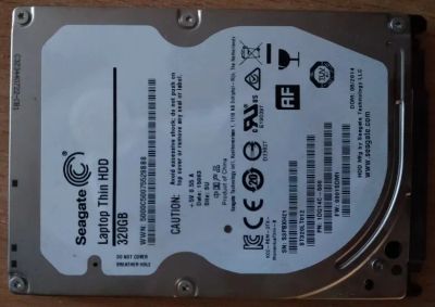 Лот: 18734925. Фото: 1. Диск жесткий Seagate ST320LT012. Жёсткие диски (HDD)