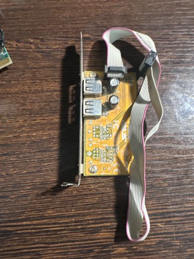 Лот: 24840492. Фото: 1. Планка вывода USB. Шлейфы, кабели, переходники
