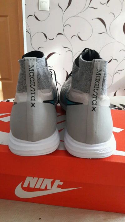 Лот: 9134812. Фото: 1. Бутсы nike magista x. Кеды, кроссовки, слипоны