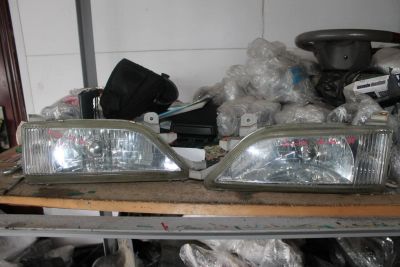 Лот: 2049733. Фото: 1. Фара Toyota Carina AT-ST 210-215. Оптика и освещение