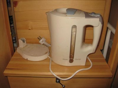 Лот: 3346603. Фото: 1. Чайник Philips HD 4627, неисправный. Чайники, кофемашины, кулеры