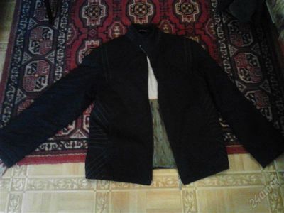 Лот: 2429721. Фото: 1. отличная куртка. Верхняя одежда