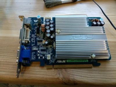 Лот: 11038260. Фото: 1. Видеокарта Asus 7600. Видеокарты