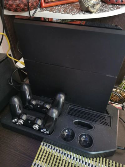 Лот: 17942401. Фото: 1. Sony playstation 4. Игровые приставки, консоли