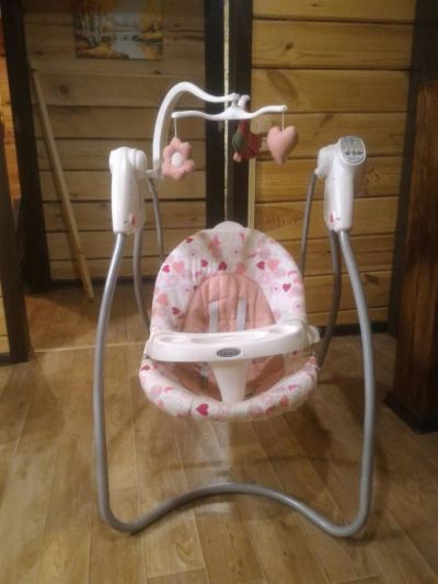 Лот: 10534871. Фото: 1. Электрокачеля Graco. Ходунки, прыгунки, качели