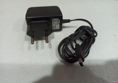 Лот: 17006587. Фото: 1. зарядное Philips mini USB (пр). Зарядные устройства, блоки питания, адаптеры сетевые для смартфонов