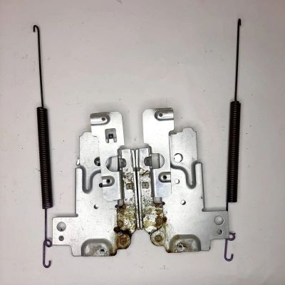 Лот: 23423823. Фото: 1. 2 Комплект петель Electrolux 1527528010... Запчасти для остальной бытовой техники