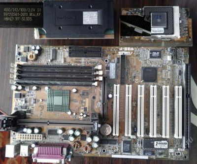 Лот: 1571370. Фото: 1. Asus P3B-F + оперативка + 2 проца. Материнские платы