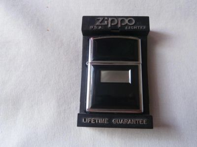 Лот: 4219836. Фото: 1. Зажигалка ZIPPO USA оригинал. Зажигалки, спички, пепельницы