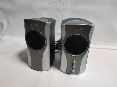 Лот: 14987669. Фото: 1. Компьютерная акустика Genius SP-E200. Акустические системы