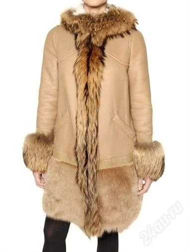Лот: 2334291. Фото: 1. Дублёнка SportMax, 46 размер. Верхняя одежда