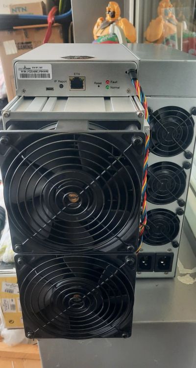 Лот: 25337348. Фото: 1. Bitmain Antminer S19 XP 134Th. Майнинг фермы, товары для майнинга