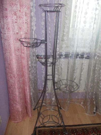 Лот: 5038927. Фото: 1. Подставка под цветы. Подставки и полки для цветов