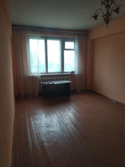 Лот: 16133803. Фото: 1. Продам 2 комнаты 31 м.кв. Срочно... Квартиры, студии