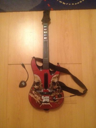 Лот: 11221060. Фото: 1. Продам контроллер-гитару для Guitar... Другое (компьютеры, оргтехника, канцтовары)