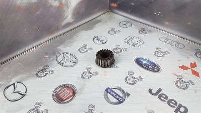 Лот: 23589798. Фото: 1. Шестерня коленвала Toyota Hiace... Двигатель и элементы двигателя