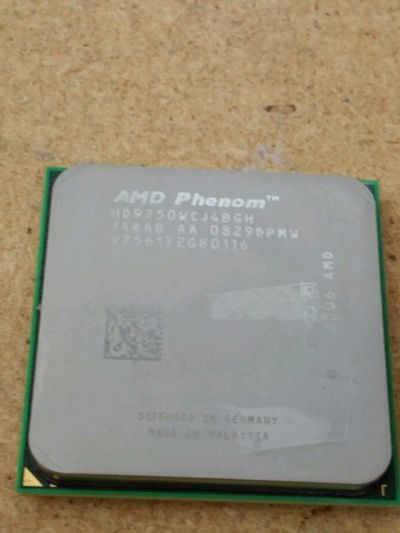 Лот: 5104418. Фото: 1. AMD Phenom X4 9750 2.40 GHz 533... Процессоры