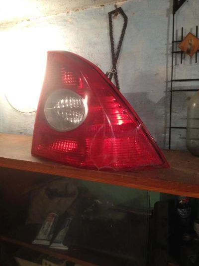 Лот: 8877039. Фото: 1. задний фонарь на ford focus. Оптика и освещение