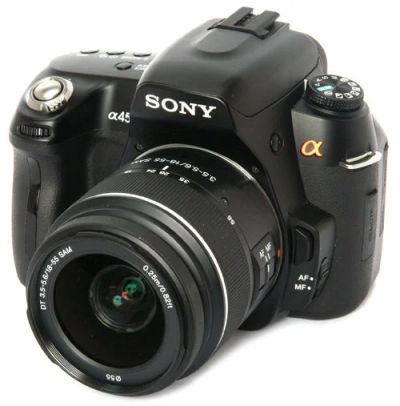 Лот: 10530473. Фото: 1. Зеркальный фотоаппарат Sony Alpha... Цифровые зеркальные
