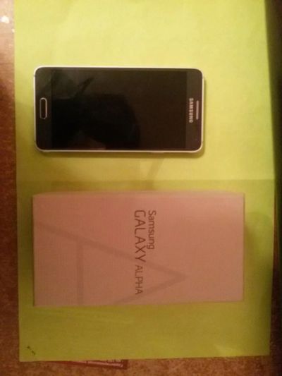 Лот: 6303321. Фото: 1. Samsung Galaxy Alpha. Смартфоны
