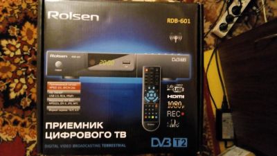 Лот: 4687496. Фото: 1. приемник цифрового ТВ Rolsen RDB-601. Цифровое, спутниковое ТВ