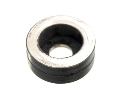 Лот: 21368521. Фото: 1. Подушка двигателя TOHATSU M40D... Запчасти для лодок, катеров, лодочных моторов