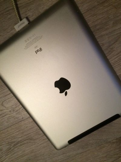 Лот: 11823023. Фото: 1. IPad 2 на 16GB. Планшеты