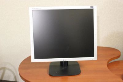 Лот: 3406674. Фото: 1. Продам монитор LG. ЖК-мониторы