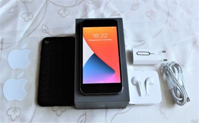 Лот: 10270385. Фото: 1. Iphone 8 64 Gb | Iphone 8 64Gb... Смартфоны