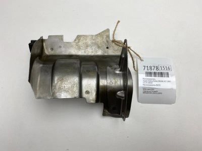 Лот: 21113402. Фото: 1. Маслоотражатель Toyota Estima... Двигатель и элементы двигателя