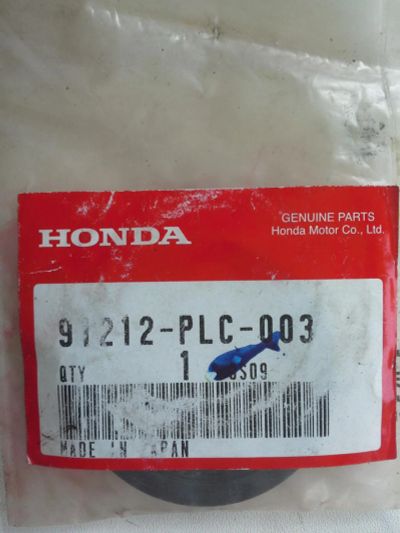Лот: 7819775. Фото: 1. Сальник на HONDA. Двигатель и элементы двигателя